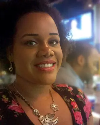 Odile, 45 ans, rencontre sexe à Angers