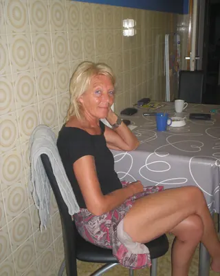 Viviane, 60 ans, rencontre sexe à Charleville-Mézières